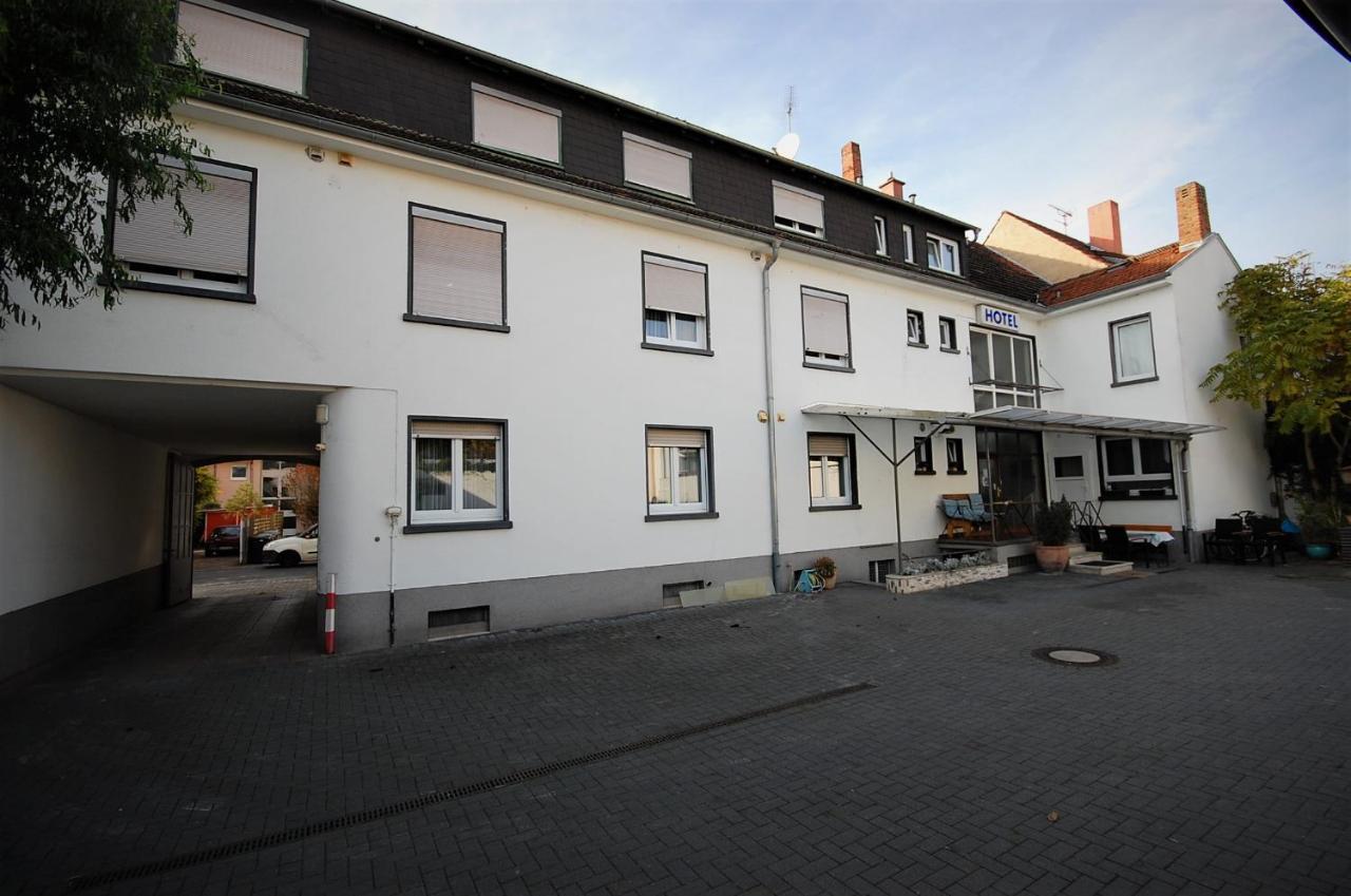 Hotel Haus Isenburg Neu-Isenburg Buitenkant foto