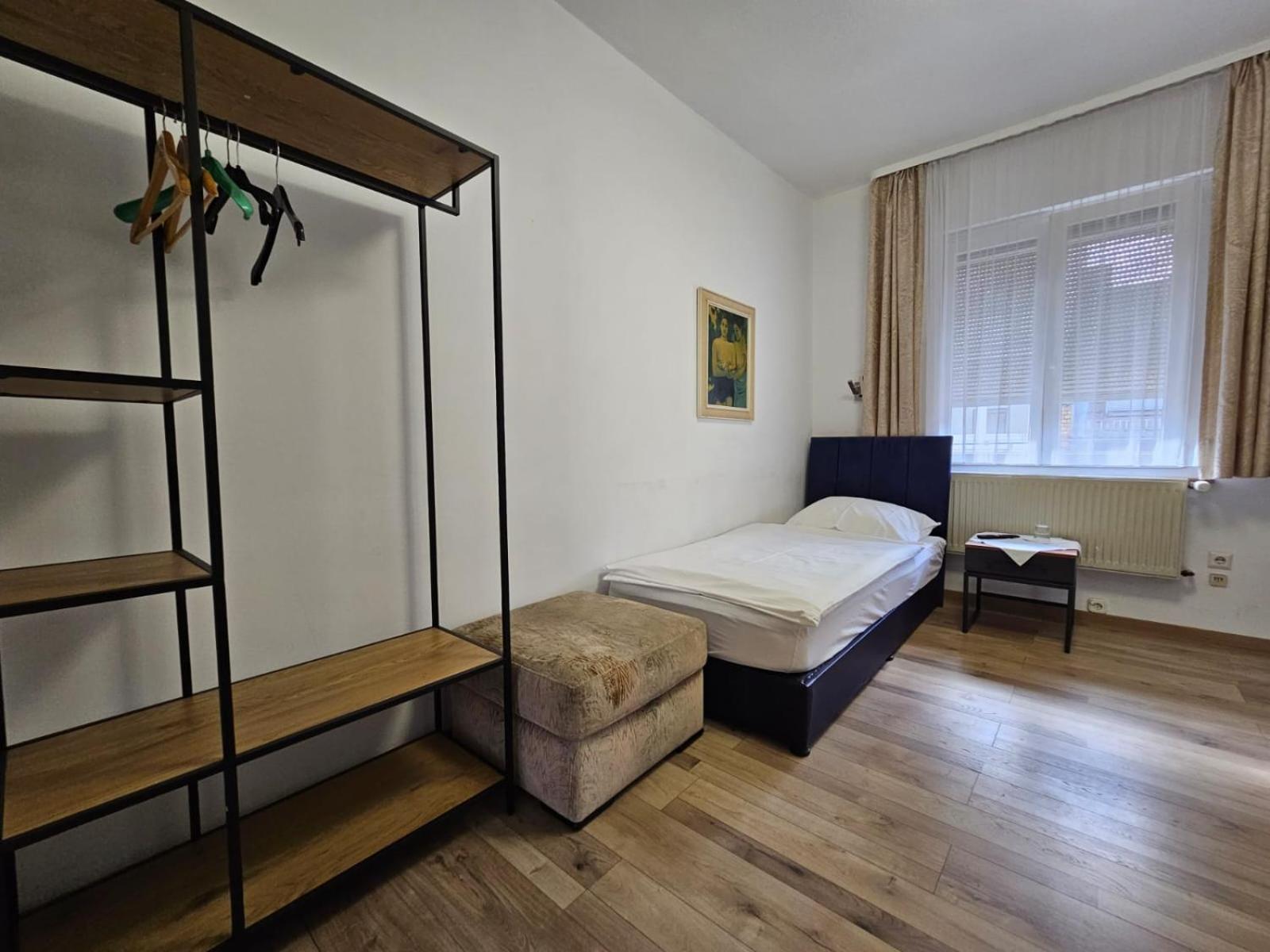 Hotel Haus Isenburg Neu-Isenburg Buitenkant foto