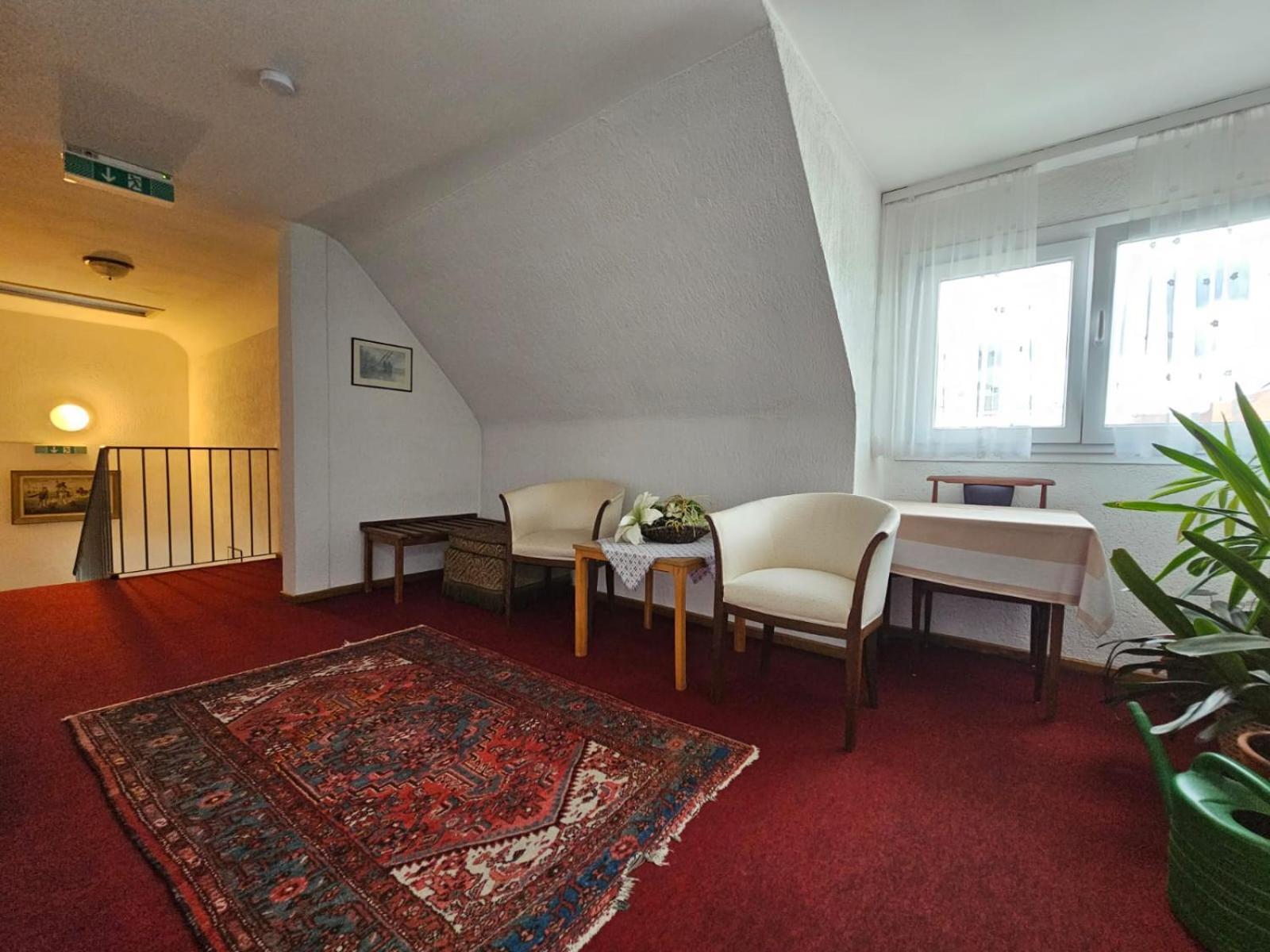 Hotel Haus Isenburg Neu-Isenburg Buitenkant foto
